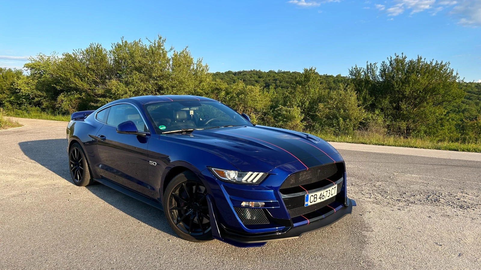 Ford Mustang GT Premium - изображение 9