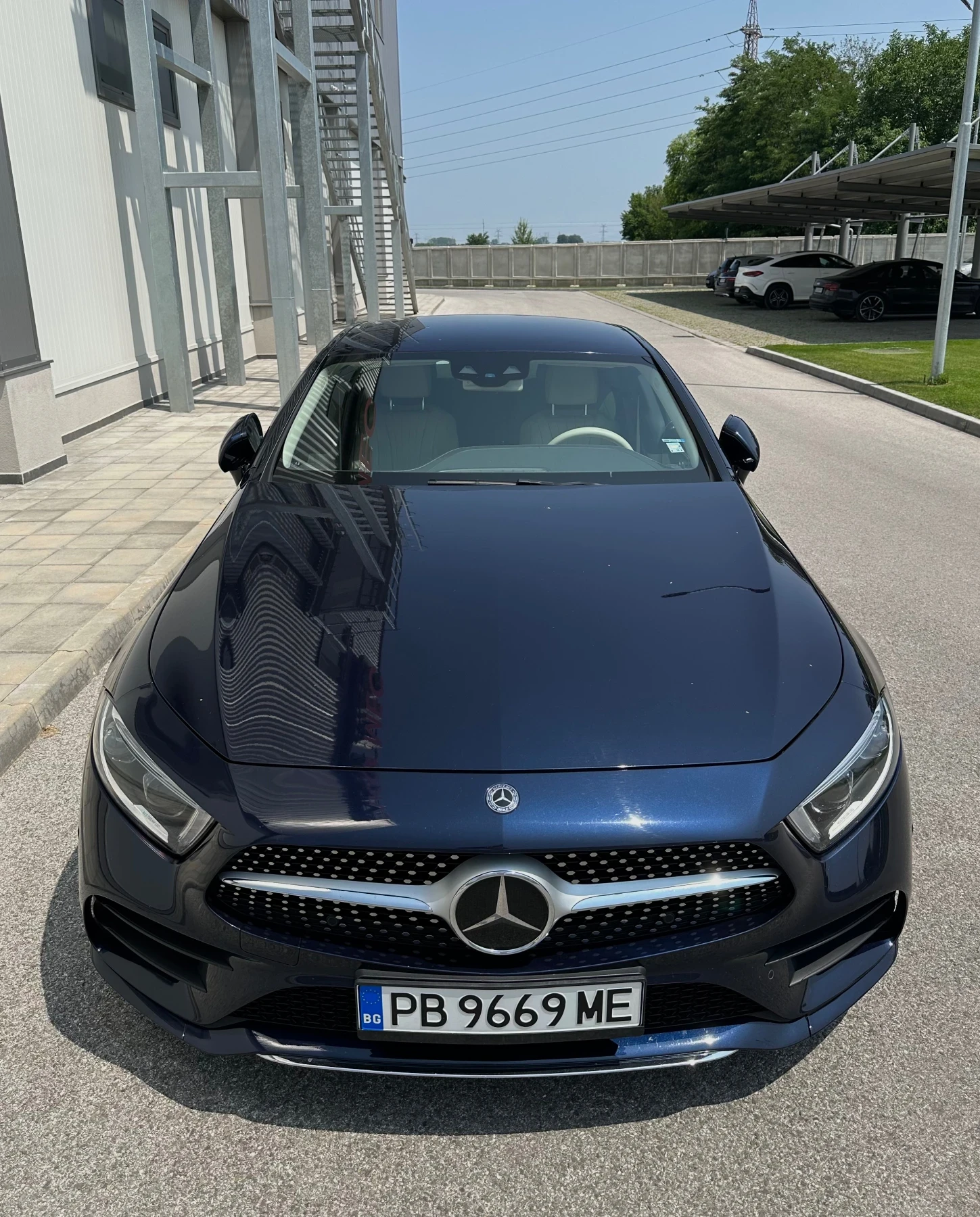 Mercedes-Benz CLS 350 4MATIC AMG Line /  130 000 km - изображение 5