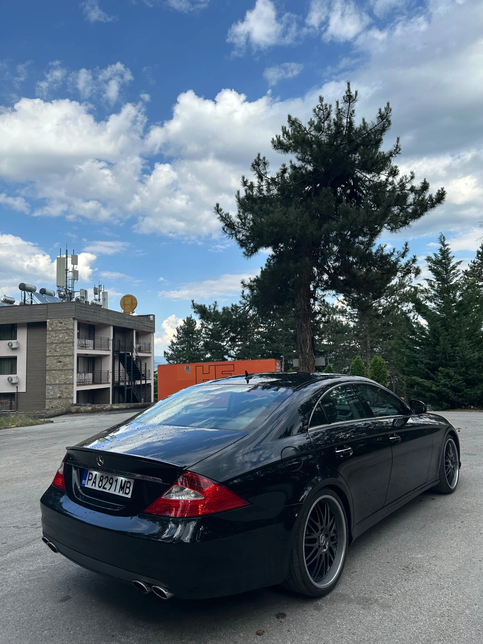 Mercedes-Benz CLS 550 Фабрично АМГ 5.5 - изображение 6