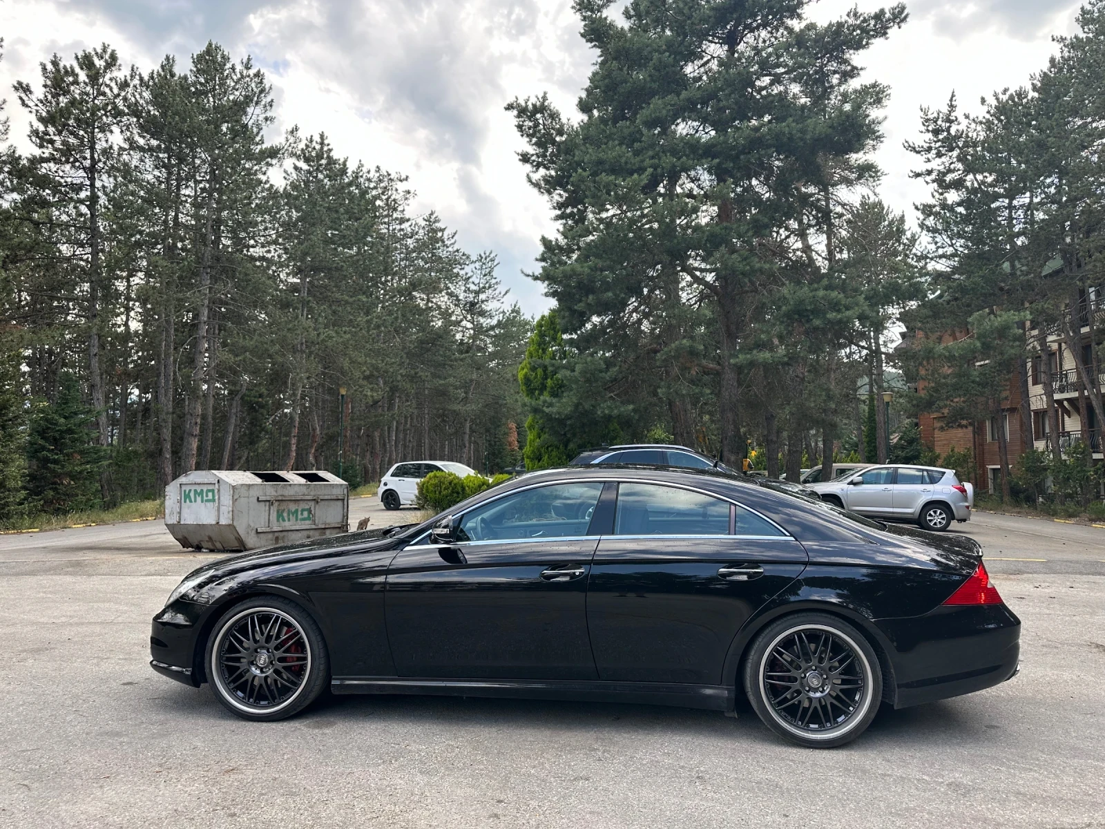 Mercedes-Benz CLS 550 Фабрично АМГ 5.5 - изображение 8