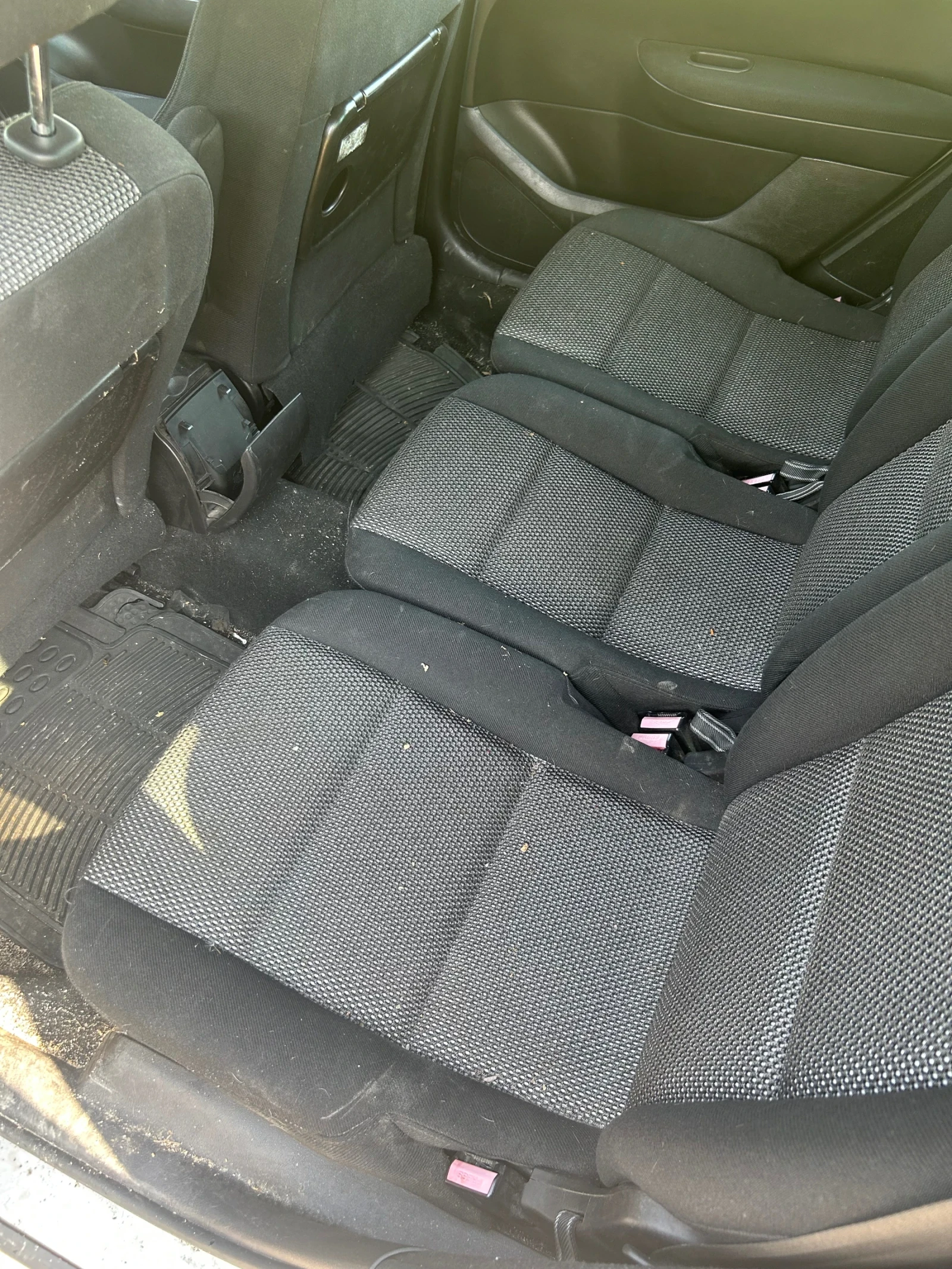 Peugeot 307 1.6 HDI 109 кс  - изображение 9