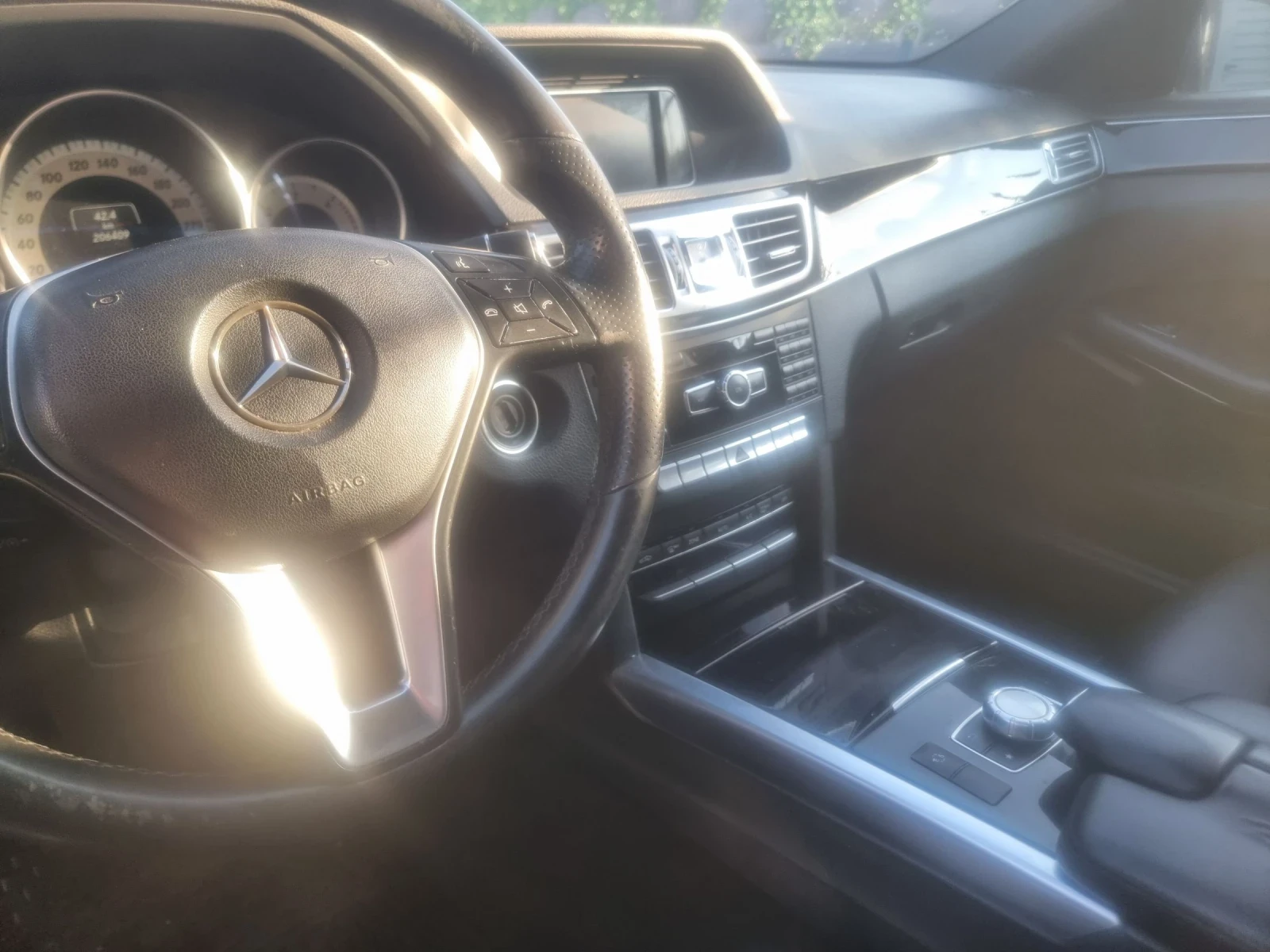 Mercedes-Benz E 250  - изображение 9