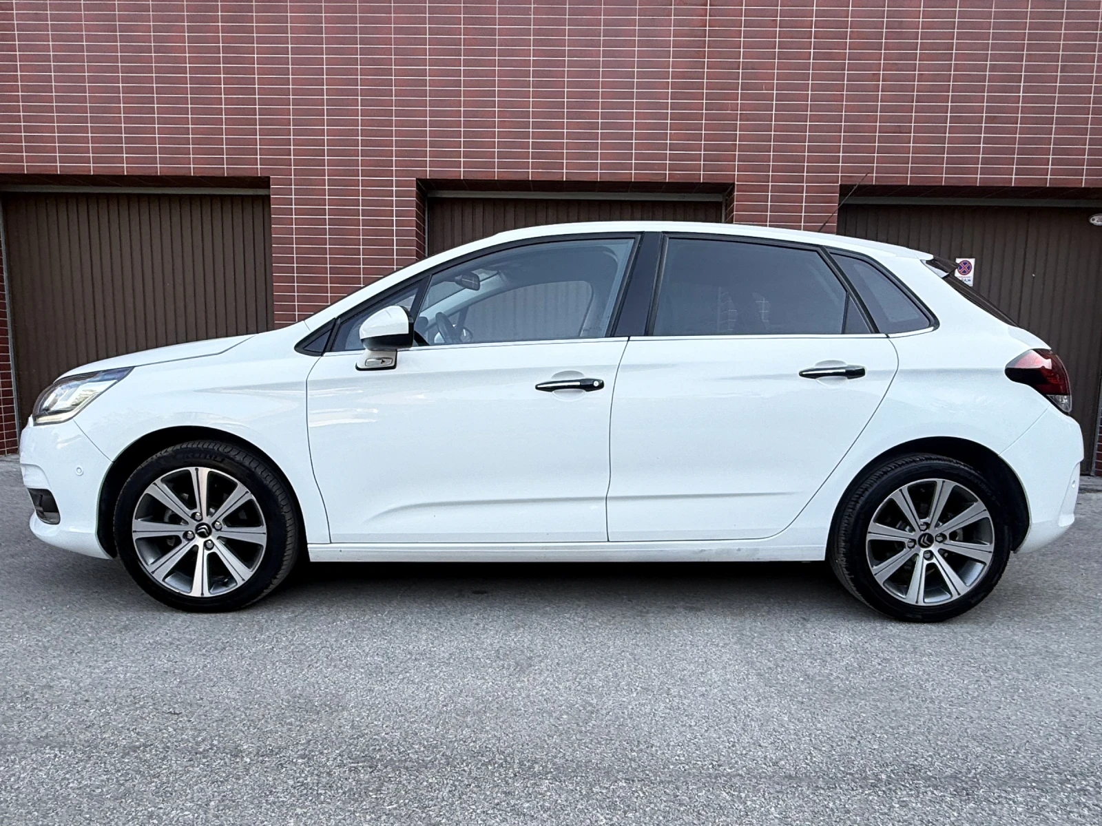 Citroen C4 Автомат Facelift - изображение 3