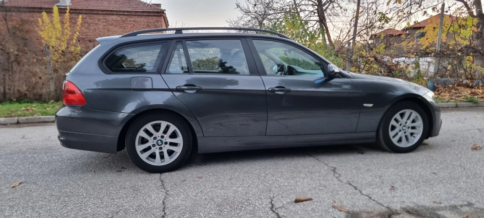 BMW 320  - изображение 7