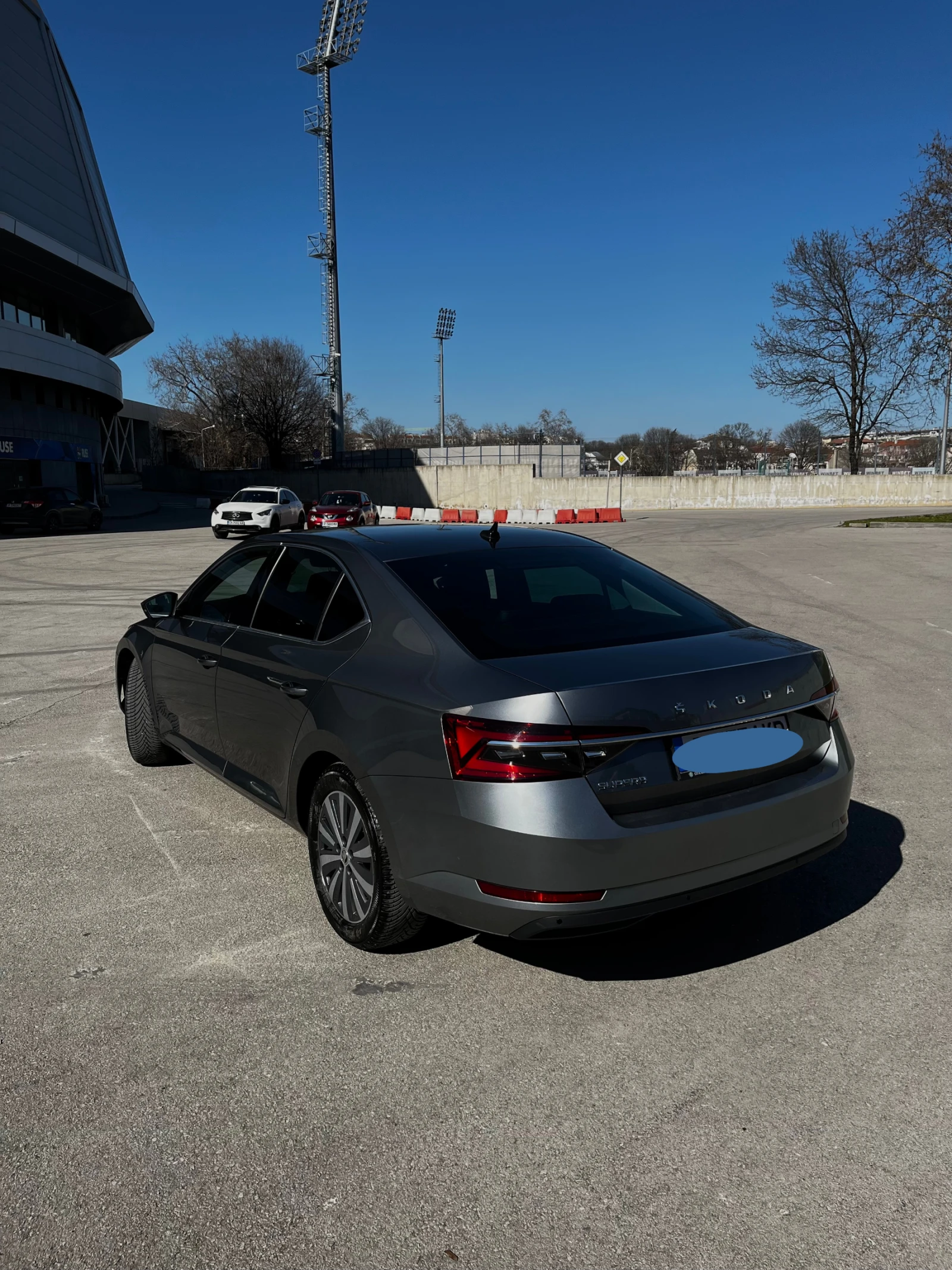 Skoda Superb 2.0 TDI Edition Plus, снимка 2 - Автомобили и джипове - 53778594