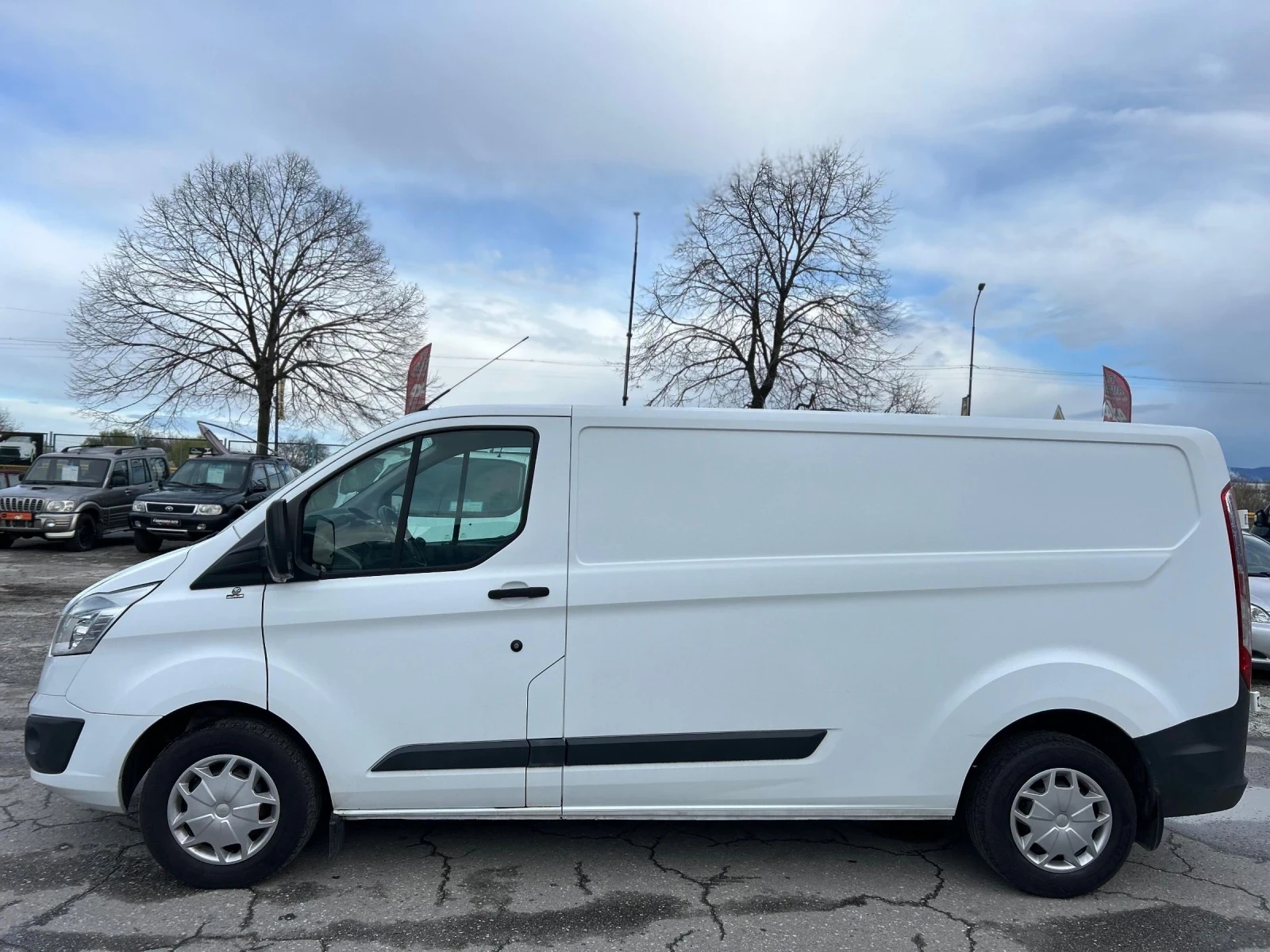 Ford Transit Custom Нов внос напълно обслужен! , снимка 5 - Автомобили и джипове - 54014686