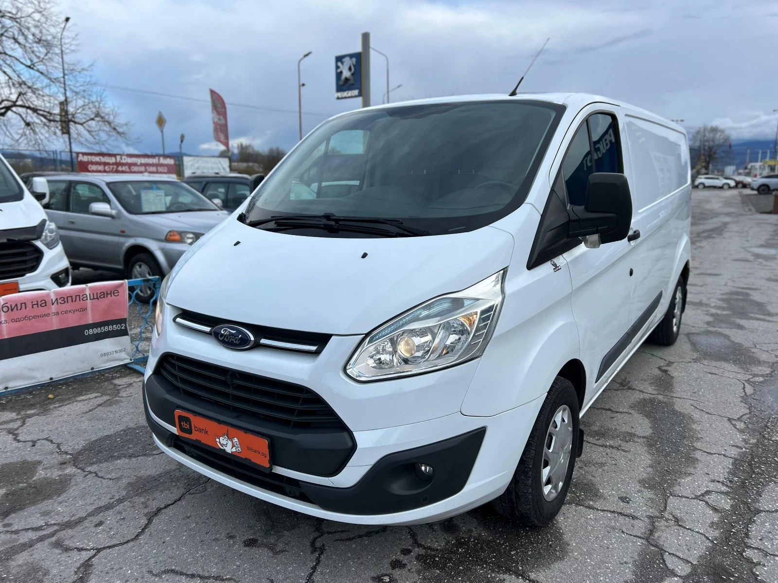 Ford Transit Custom Нов внос напълно обслужен! , снимка 2 - Автомобили и джипове - 54014686