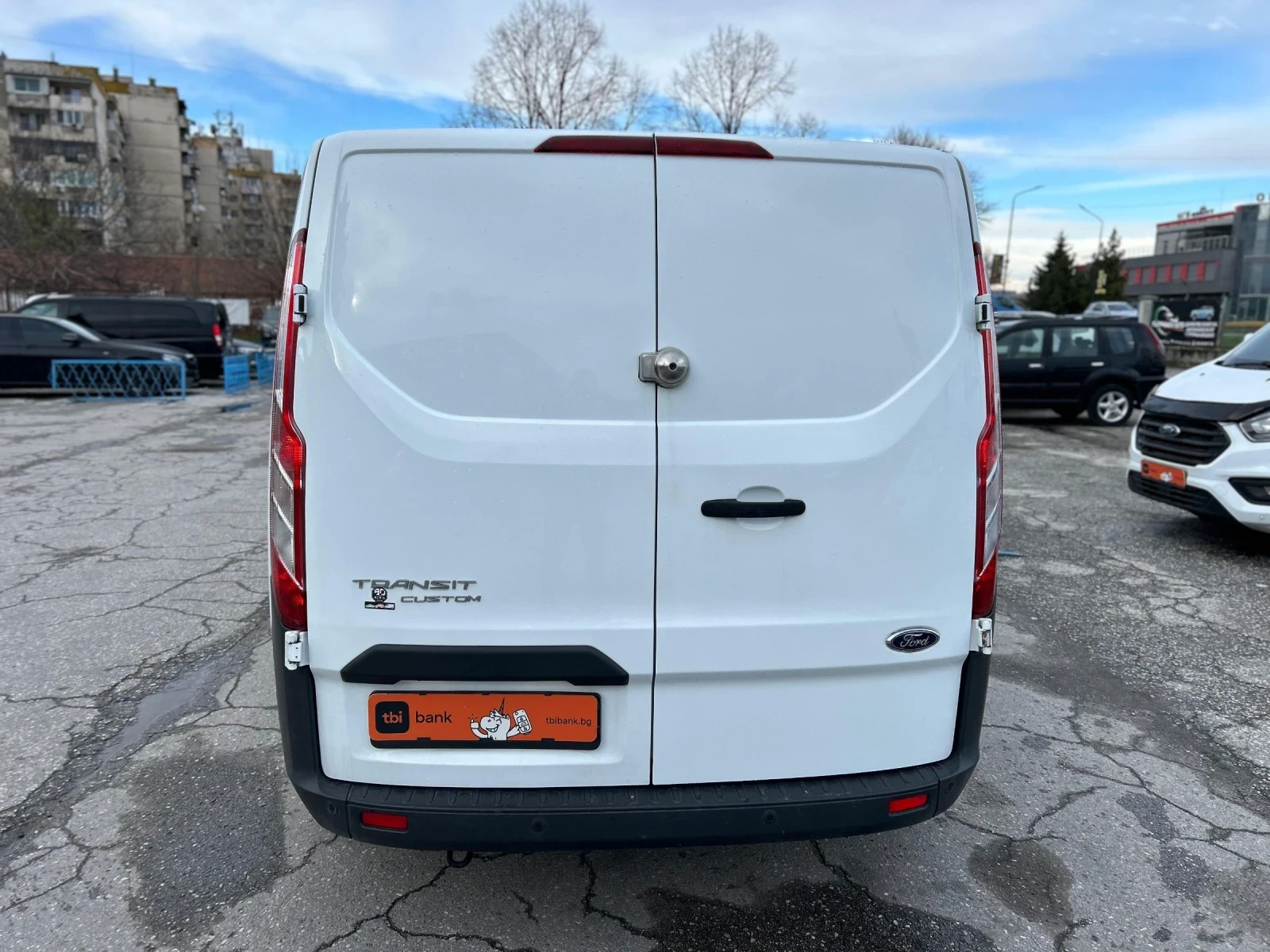 Ford Transit Custom Нов внос напълно обслужен! , снимка 6 - Автомобили и джипове - 54014686