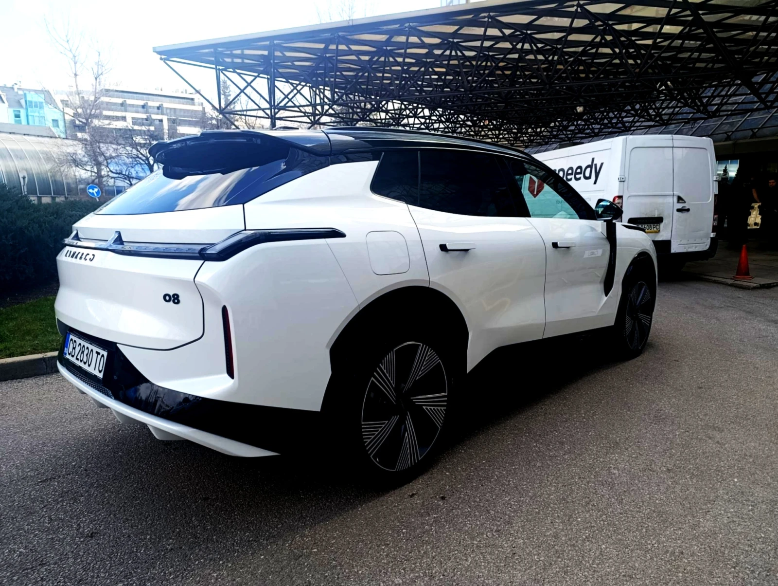 LynkCo 08 MORE Plug In Hybrid / Пробег 12 000 км., снимка 5 - Автомобили и джипове - 54035770