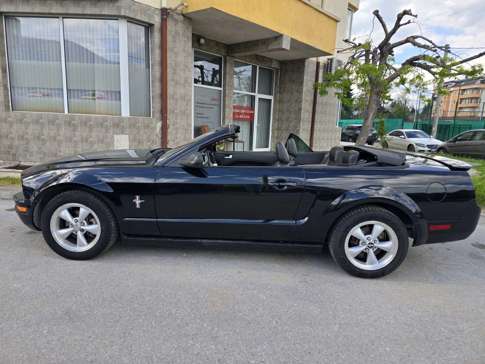 Ford Mustang, снимка 2 - Автомобили и джипове - 54344827