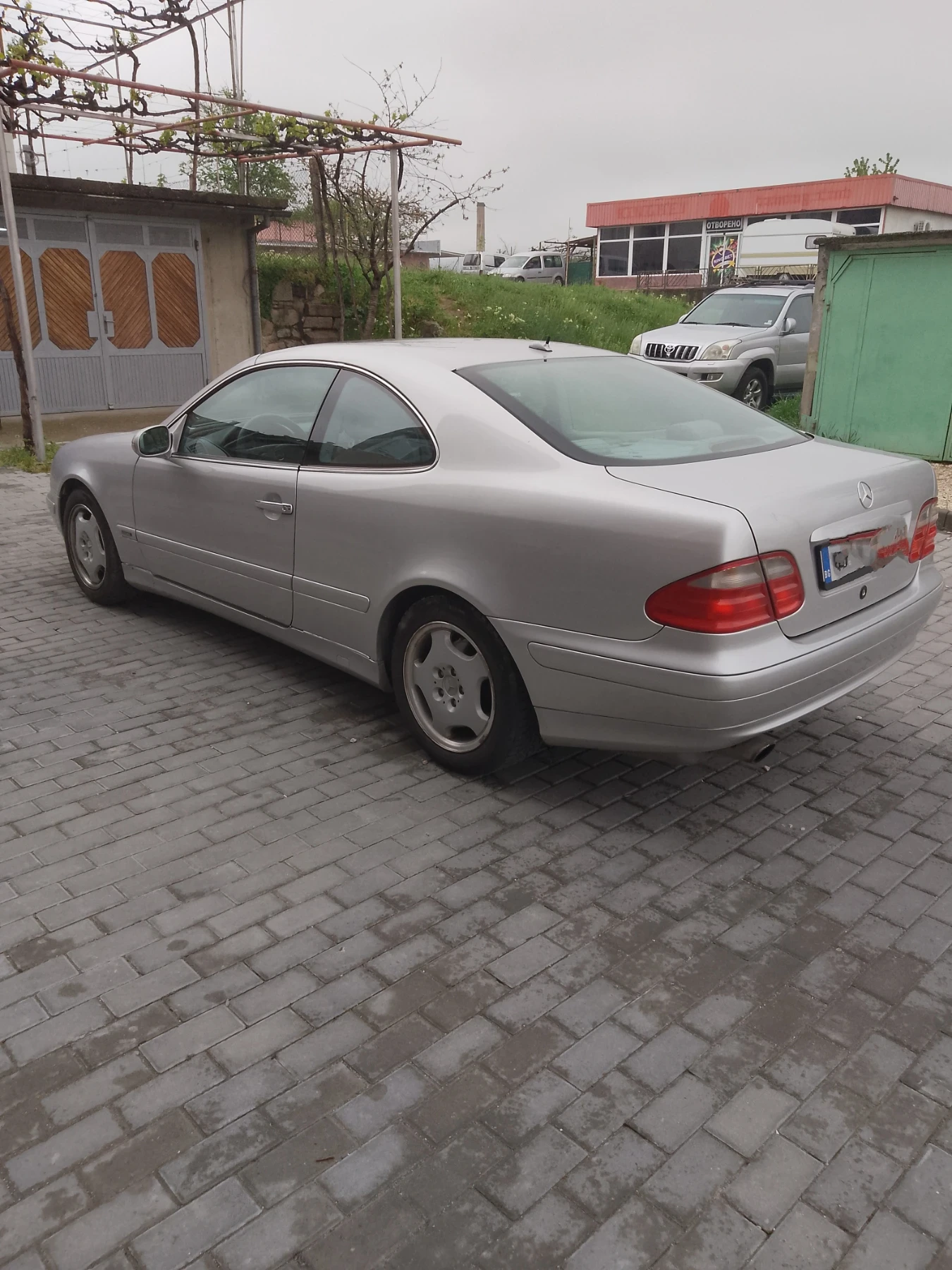 Mercedes-Benz CLK 320 Бензин/ГАЗ, снимка 5 - Автомобили и джипове - 54363007