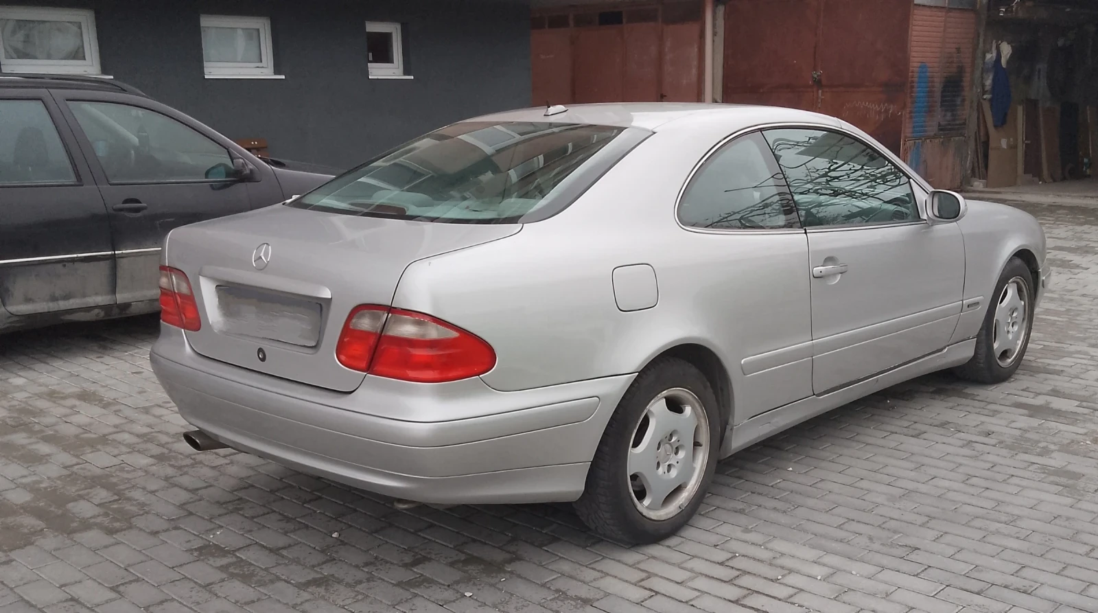 Mercedes-Benz CLK 320 Бензин/ГАЗ, снимка 4 - Автомобили и джипове - 54363007