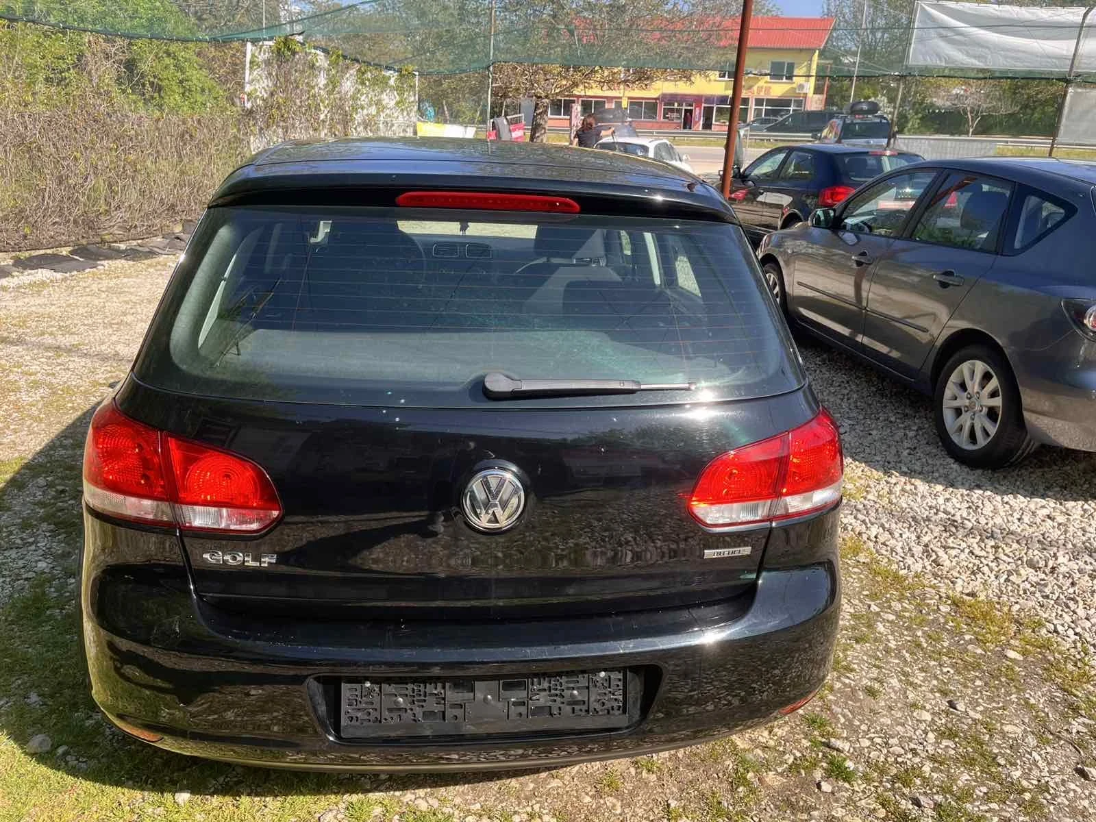 VW Golf 1, 6 АГУ, снимка 5 - Автомобили и джипове - 54378767