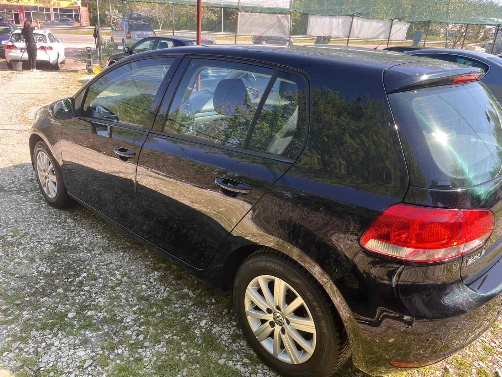 VW Golf 1, 6 АГУ, снимка 4 - Автомобили и джипове - 54378767