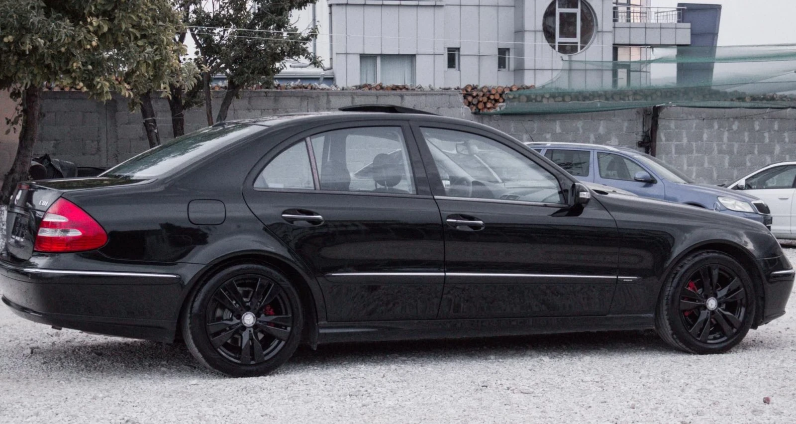 Mercedes-Benz E 320 3.2 cdi avangarde, снимка 5 - Автомобили и джипове - 55151185