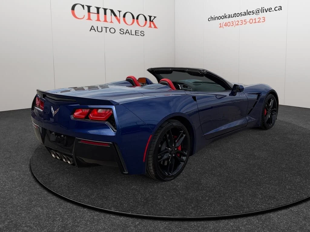 Chevrolet Corvette Stingray 2LT Convertible RWD, снимка 12 - Автомобили и джипове - 55237345