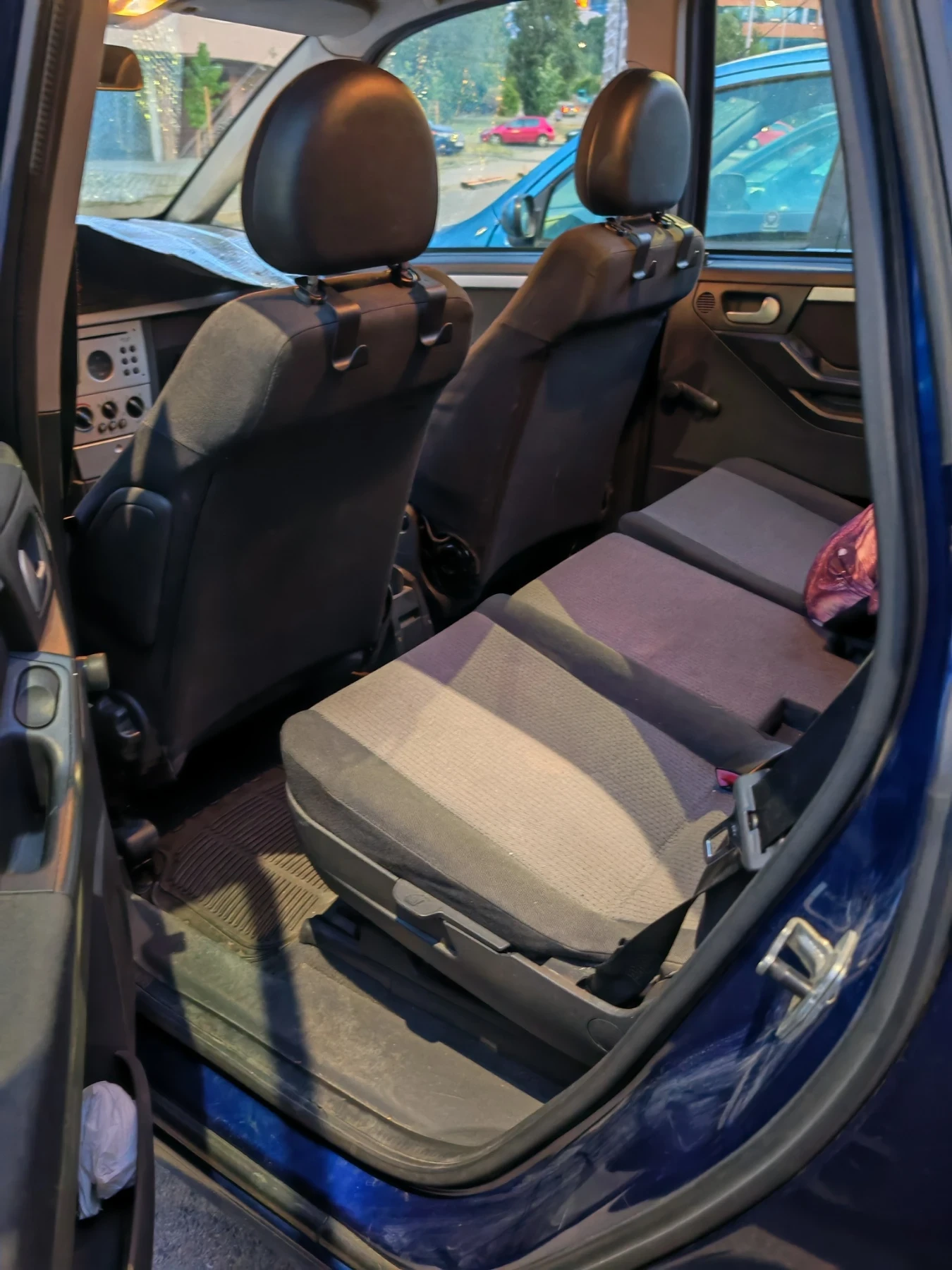 Opel Meriva, снимка 5 - Автомобили и джипове - 55617628