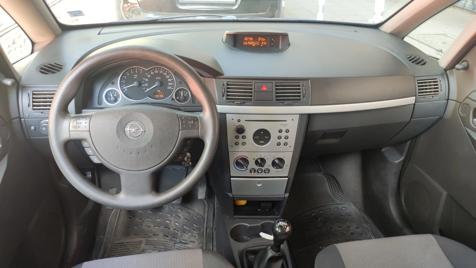 Opel Meriva, снимка 6 - Автомобили и джипове - 55617628
