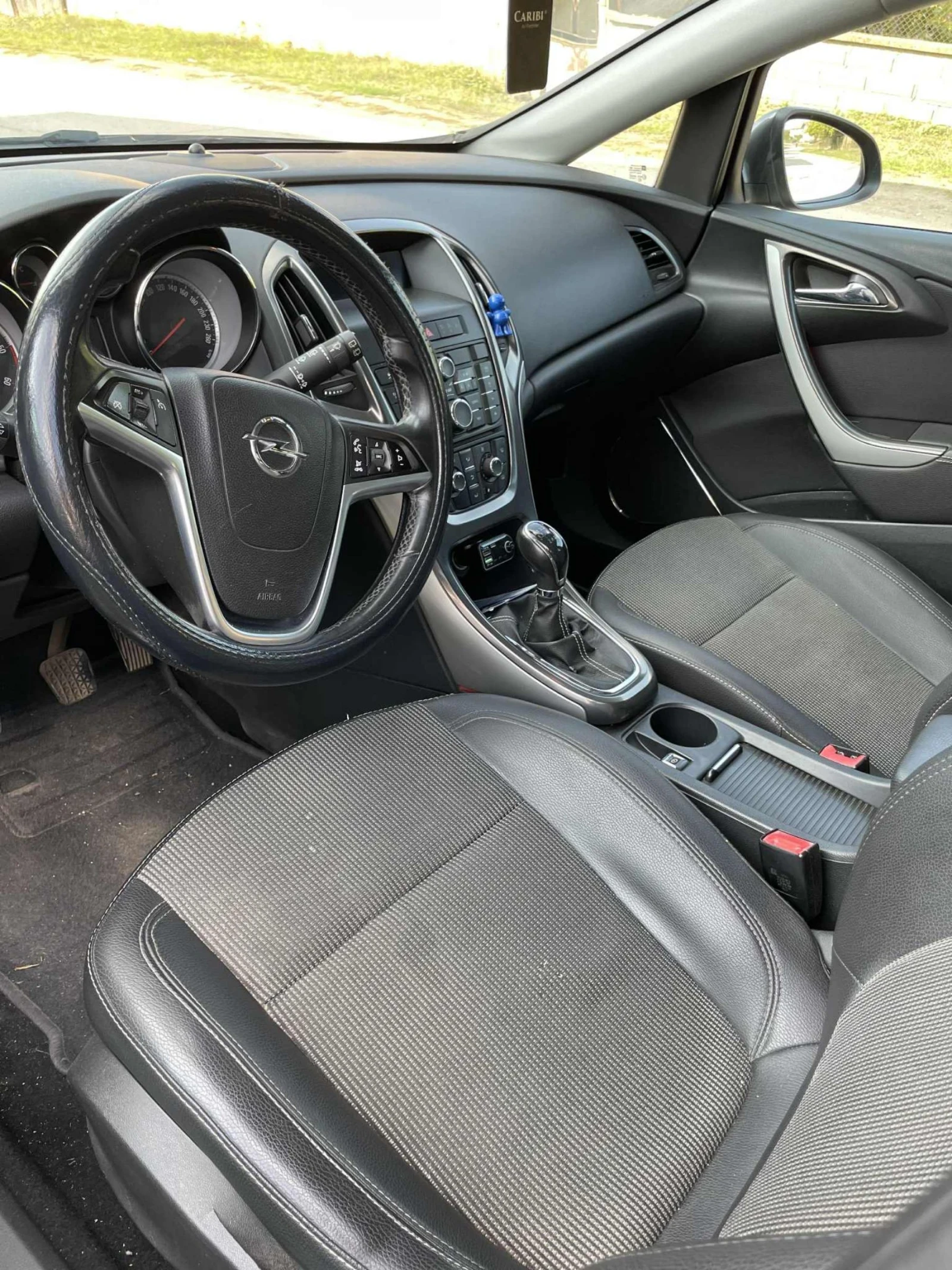 Opel Astra 1.7 CDTI COSMO , снимка 8 - Автомобили и джипове - 55710558