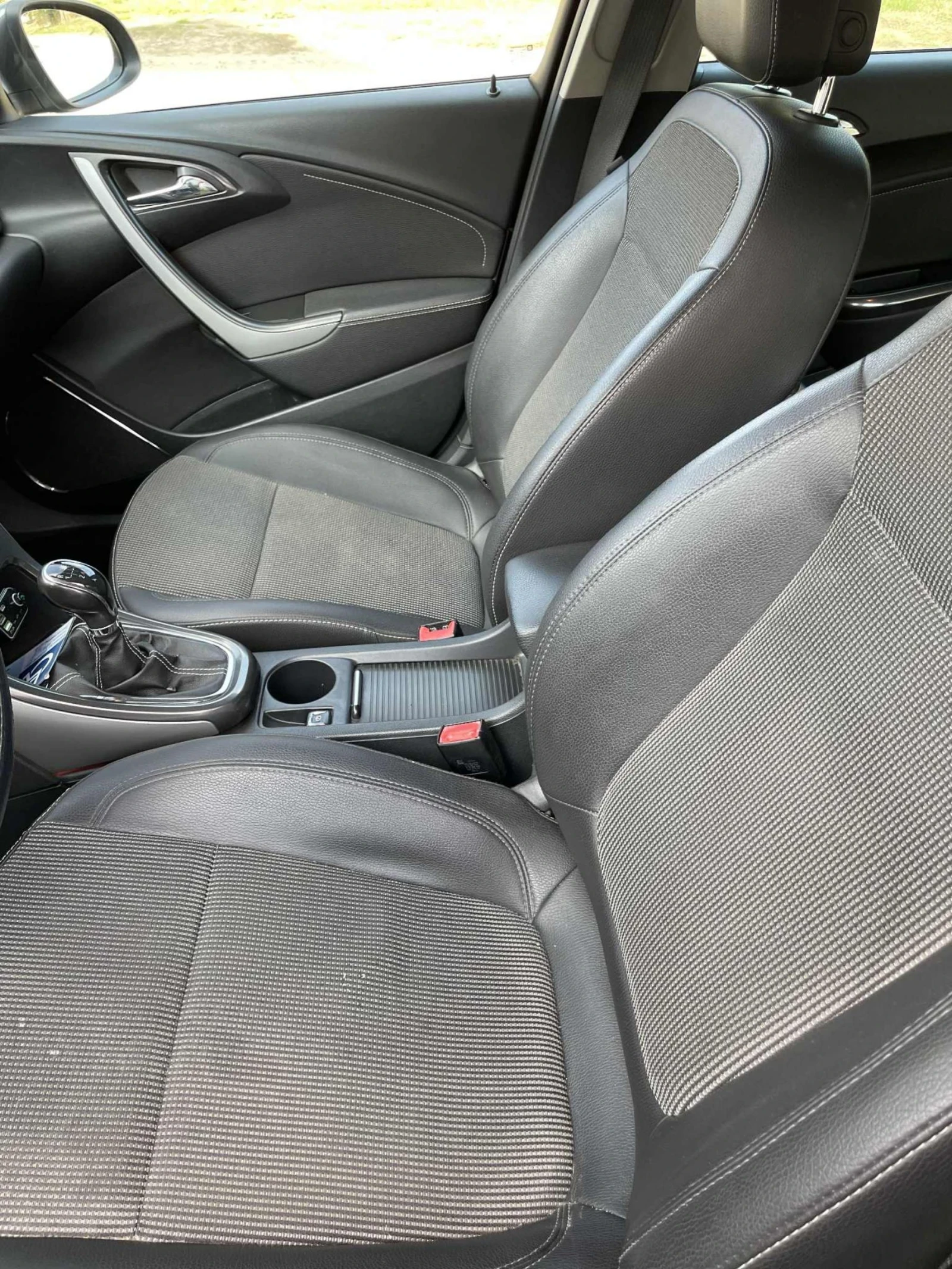 Opel Astra 1.7 CDTI COSMO , снимка 7 - Автомобили и джипове - 55710558