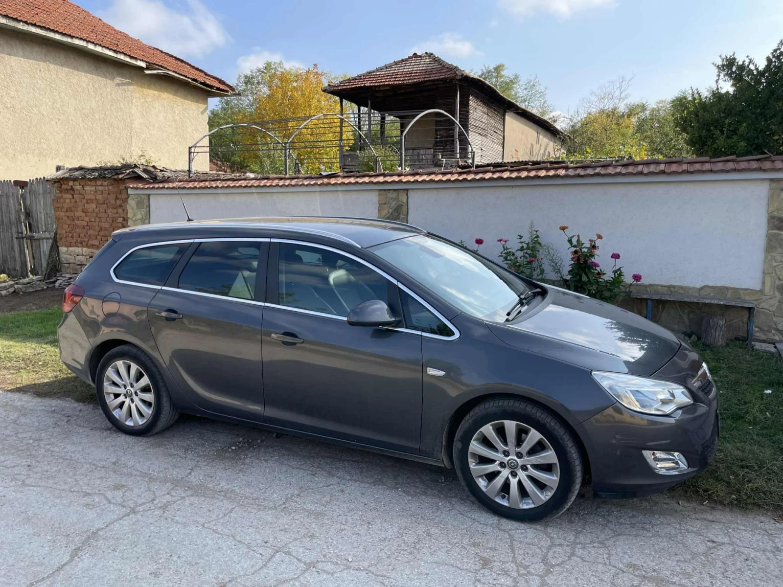 Opel Astra 1.7 CDTI COSMO , снимка 2 - Автомобили и джипове - 55710558