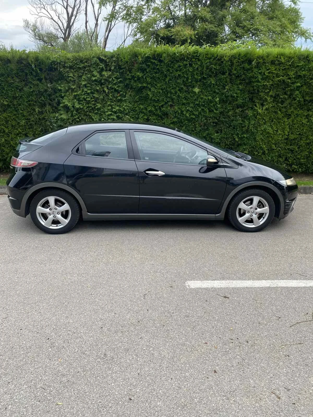 Honda Civic 1.4 i-vtec, снимка 2 - Автомобили и джипове - 56108205