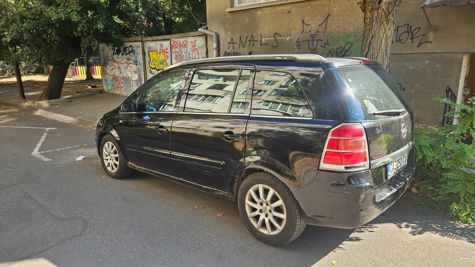 Opel Zafira, снимка 4 - Автомобили и джипове - 56165743