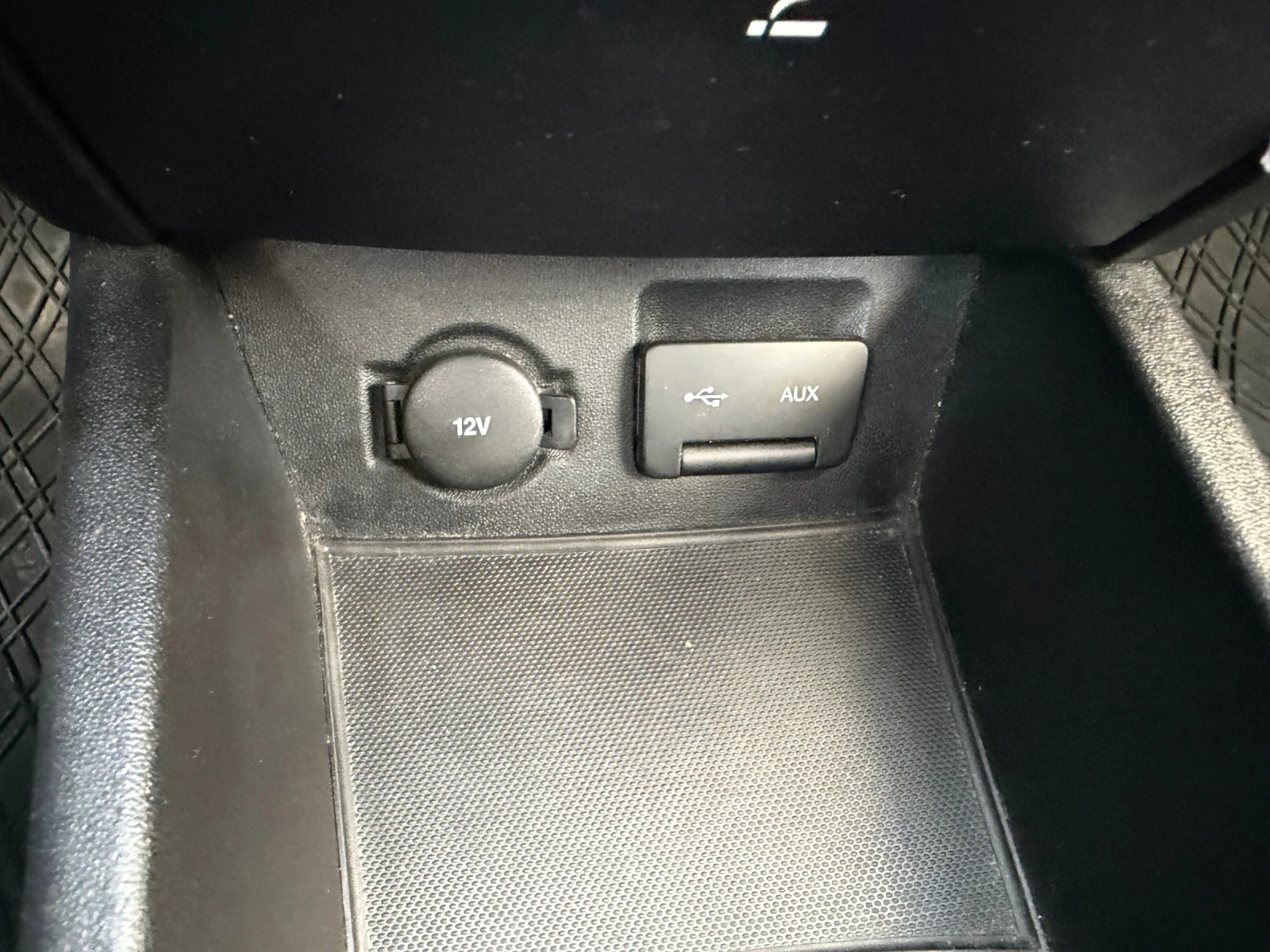 Kia Ceed 1.6CRDI* KLIMA* REALNI KM* , снимка 14 - Автомобили и джипове - 56437541
