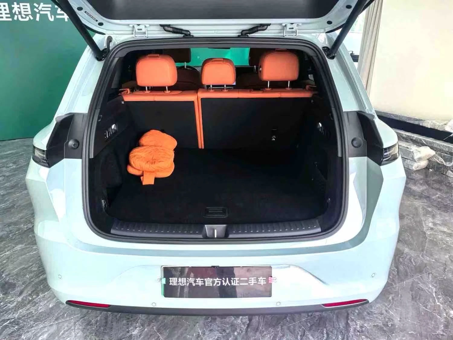 Li Auto L6 L6 MAX | 2025 | 408 �.�. | AWD 4X4 | FULL EXTRAS | | Mobile.bg � ����������� 9