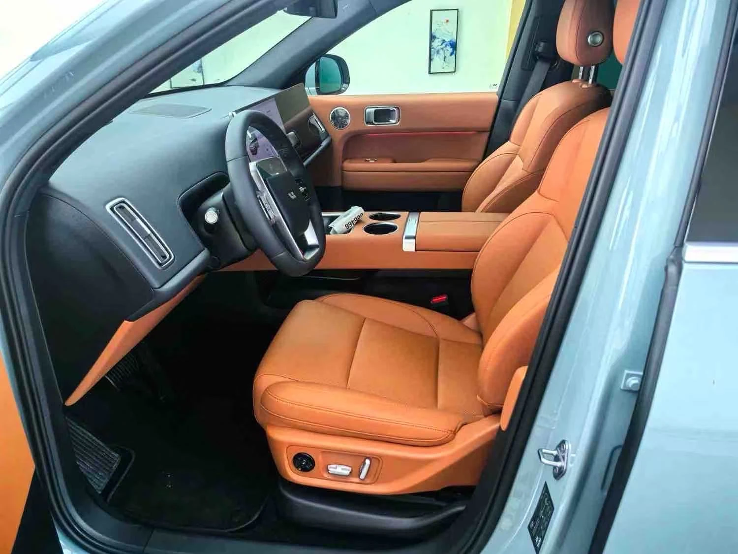 Li Auto L6 L6 MAX | 2025 | 408 �.�. | AWD 4X4 | FULL EXTRAS | | Mobile.bg � ����������� 4
