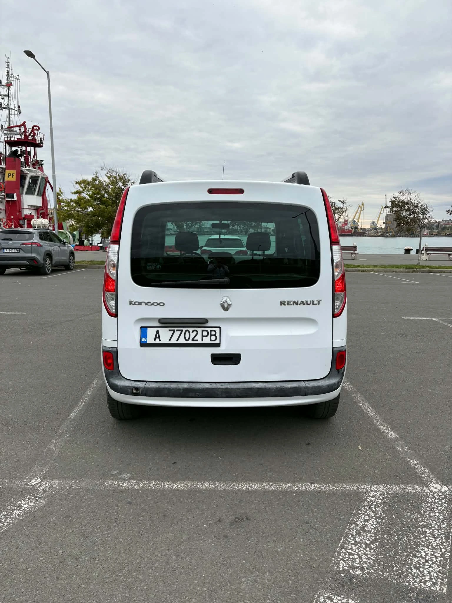 Renault Kangoo, снимка 5 - Автомобили и джипове - 56616804