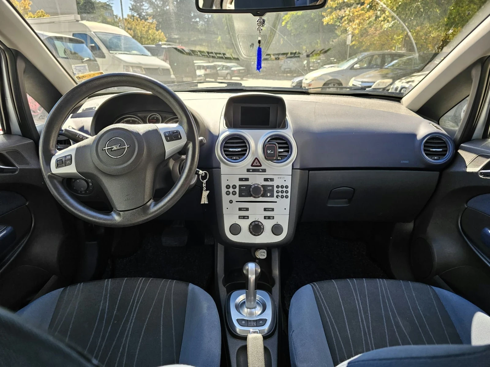 Opel Corsa, снимка 7 - Автомобили и джипове - 56729052