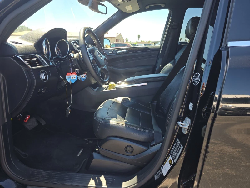 Mercedes-Benz ML 500 AMG* PACK* HARMON* KARDON* ПОДГРЕВ* ОБДУХВАНЕ* МАС, снимка 11 - Автомобили и джипове - 52699689