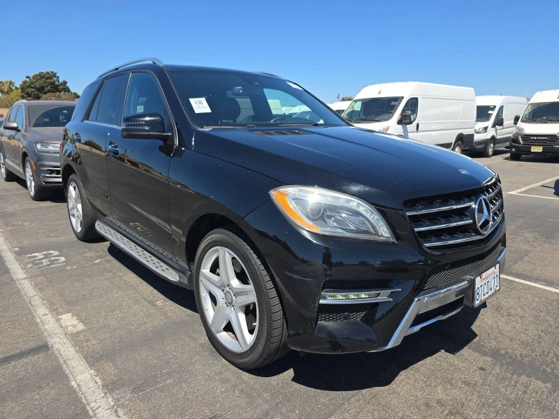 Mercedes-Benz ML 500 AMG* PACK* HARMON* KARDON* ПОДГРЕВ* ОБДУХВАНЕ* МАС, снимка 3 - Автомобили и джипове - 52699689