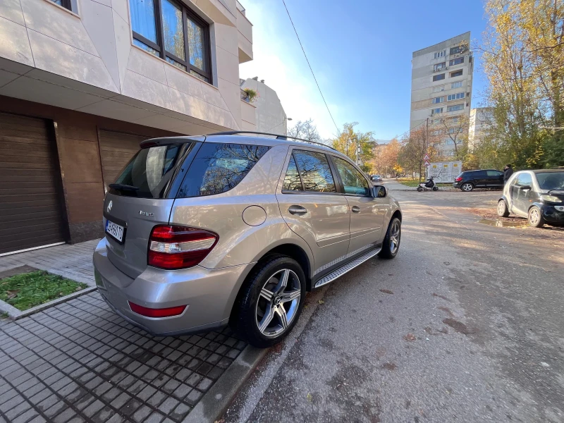 Mercedes-Benz ML 320 Facelift/Amg/Sport/Exclusive/Euro5B/ЧистоНова, снимка 7 - Автомобили и джипове - 52500424