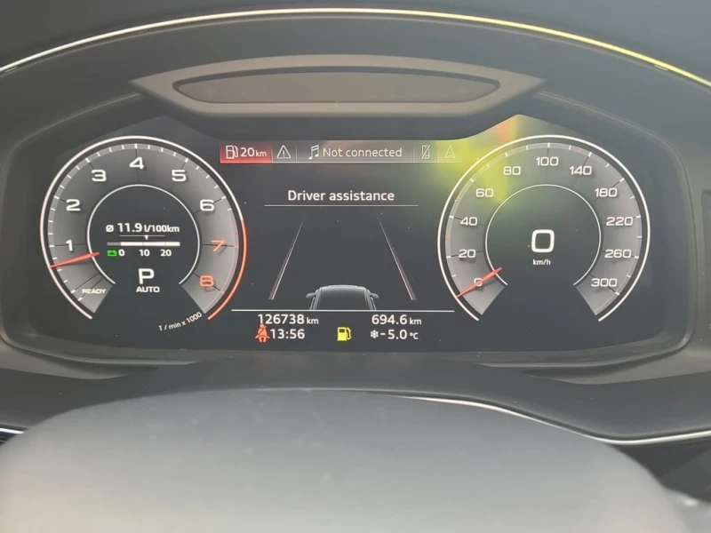 Audi Q8 PROGRESSIV  CARFAX, снимка 9 - Автомобили и джипове - 52662386