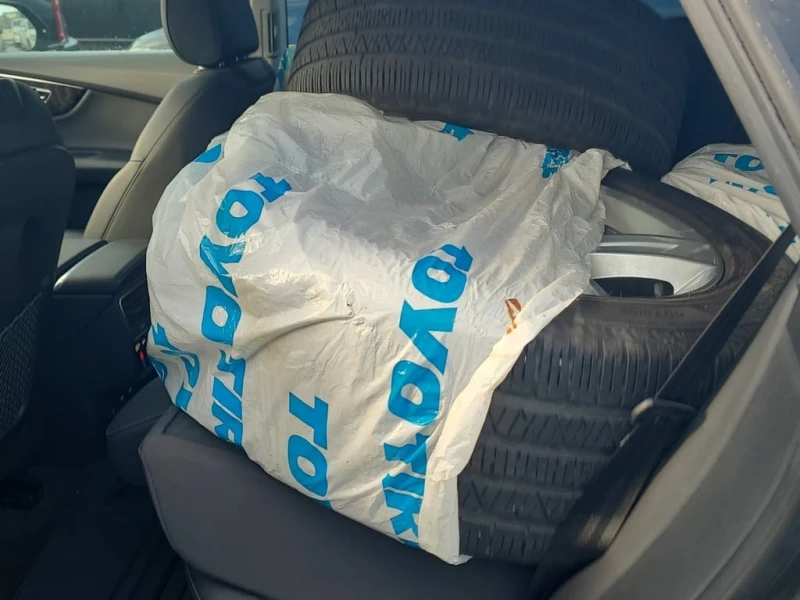 Audi Q8 PROGRESSIV  CARFAX, снимка 13 - Автомобили и джипове - 52662386