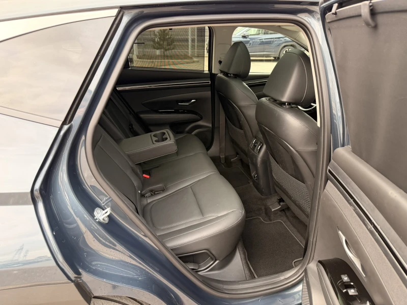 Hyundai Tucson Premium AWD, снимка 12 - Автомобили и джипове - 53176453