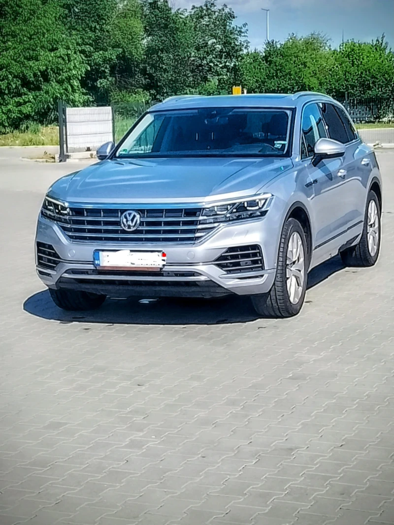 VW Touareg, снимка 5 - Автомобили и джипове - 53460235