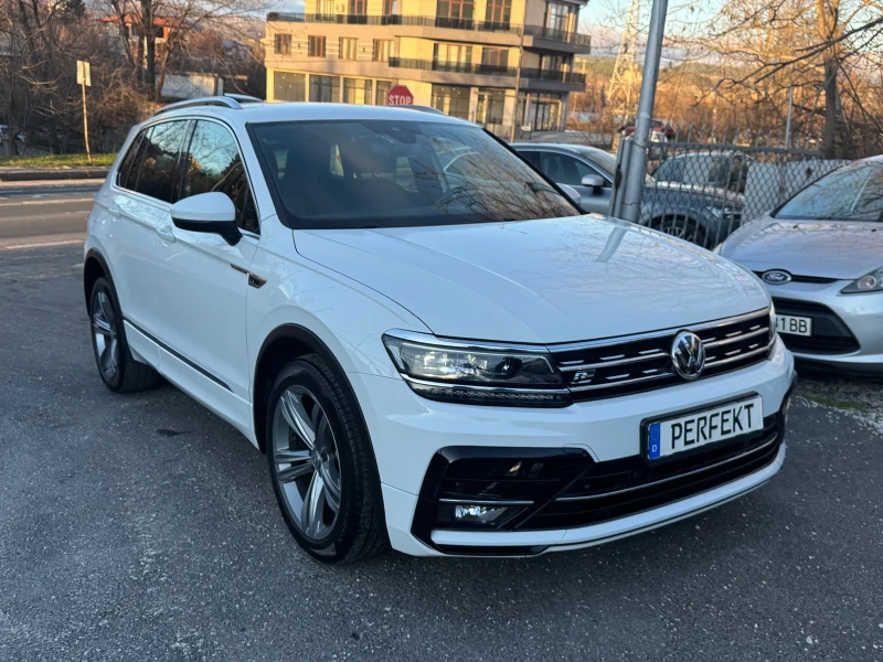 VW Tiguan 2.0TDI* 4motion* R-Line* TOP, снимка 3 - Автомобили и джипове - 53448434