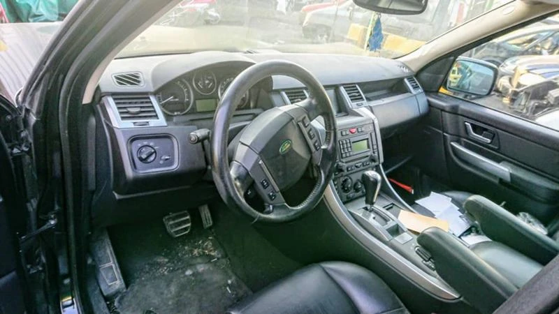 Land Rover Range Rover Sport 2.7D TDV6, снимка 4 - Автомобили и джипове - 24946864