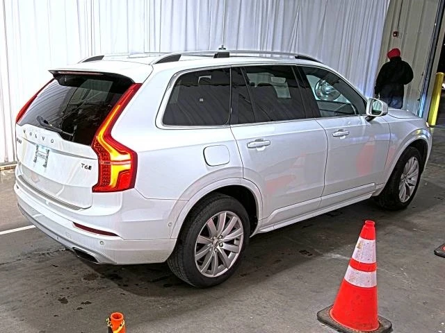 Volvo Xc90 T6* MOMENTUM* ДИГИТАЛНО* ТАБЛО* ДИСТРОНИК* КАМЕРА*, снимка 2 - Автомобили и джипове - 48463220