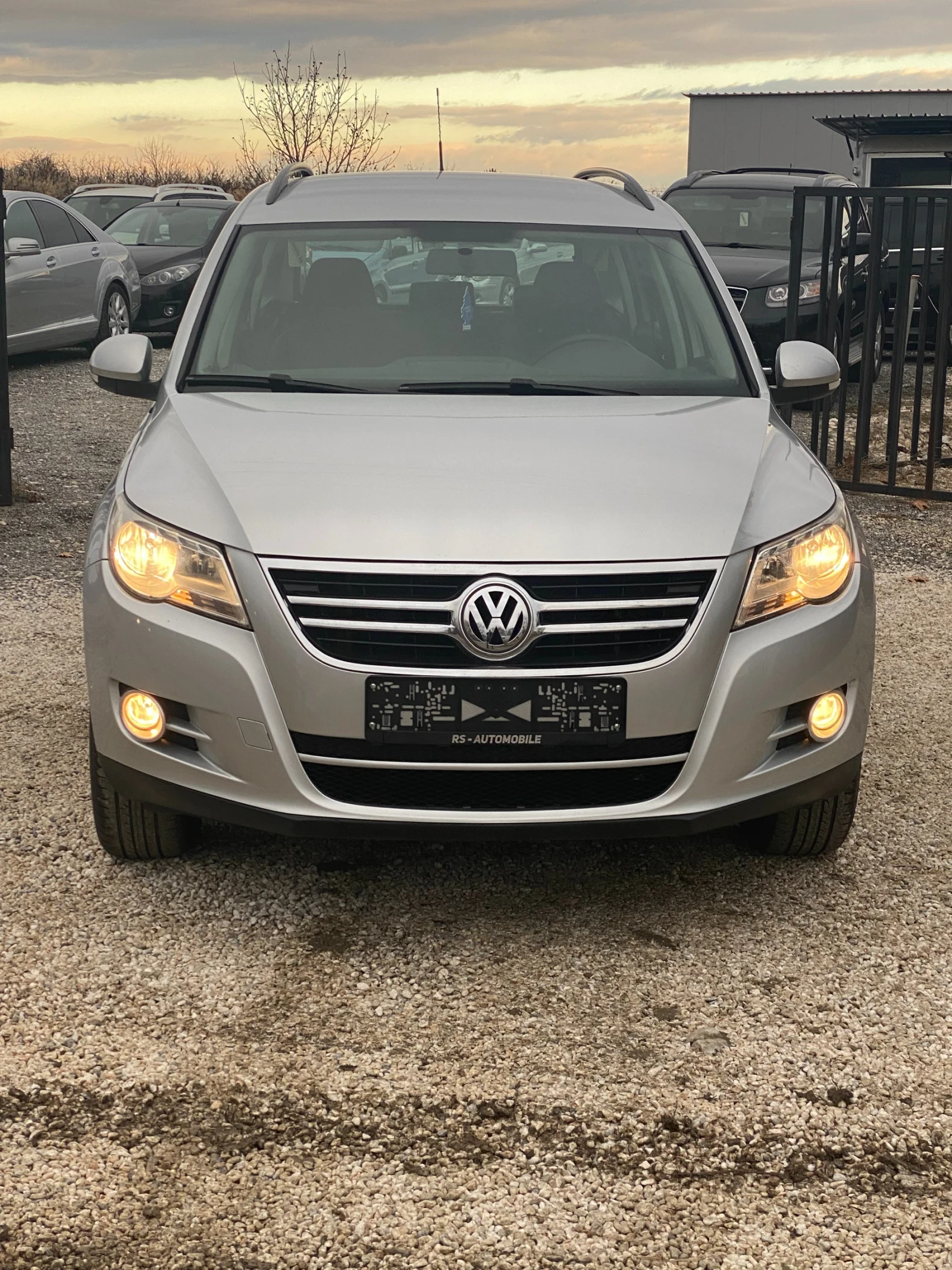 VW Tiguan 2.0TDI-140кс-4х4-НАВИ-147500км-УНИКАЛНО СЪСТОЯНИЕ - изображение 3