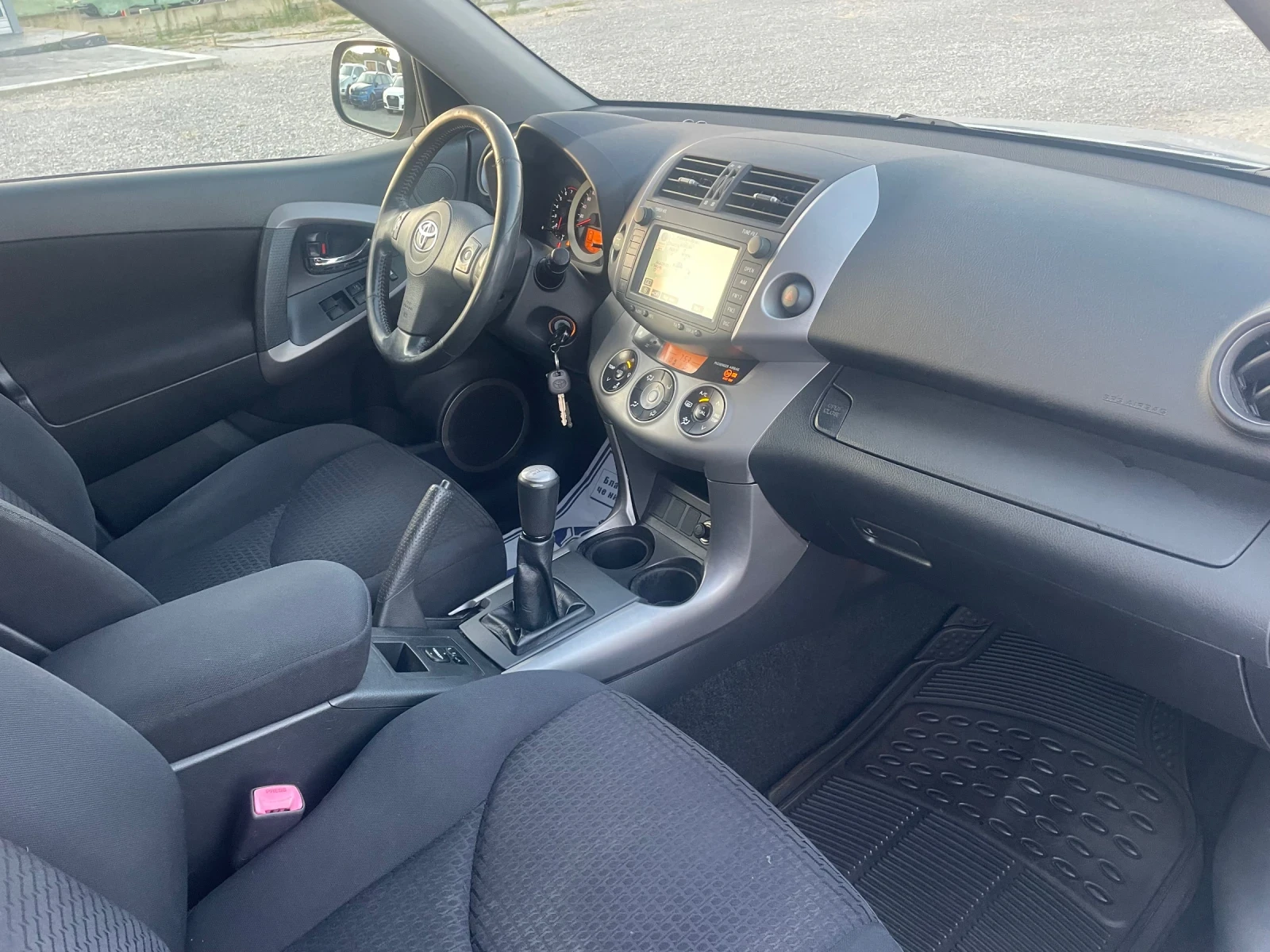 Toyota Rav4 2.0 БЕНЗИН CROSSOVER 4X4 NAVI - изображение 10