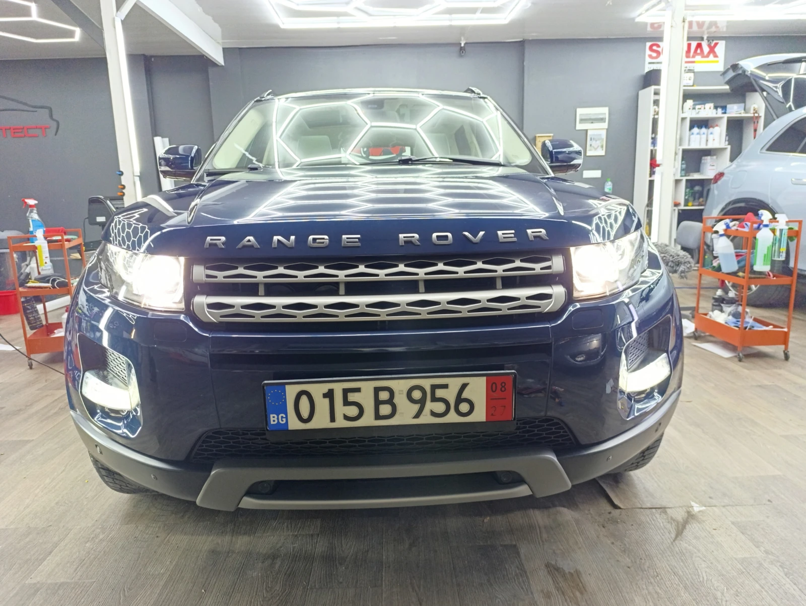 Land Rover Range Rover Evoque 2.0 Si4 Dynamic AT6 - изображение 10