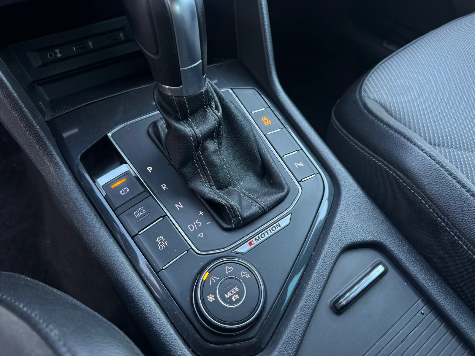 VW Tiguan 2.0TDI* 4motion* R-Line* TOP - изображение 7