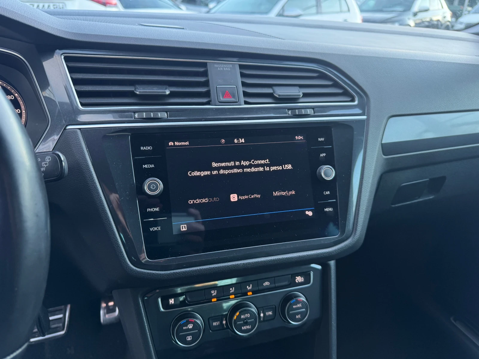 VW Tiguan 2.0TDI* 4motion* R-Line* TOP - изображение 6