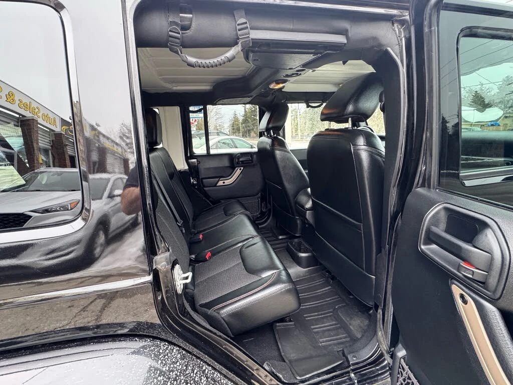 Jeep Wrangler Sahara 75th Anniversary 4WD, снимка 14 - Автомобили и джипове - 53810715