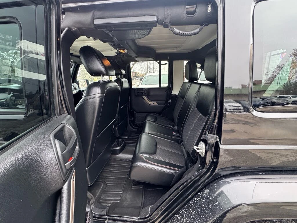 Jeep Wrangler Sahara 75th Anniversary 4WD, снимка 13 - Автомобили и джипове - 53810715