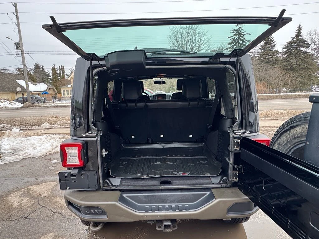 Jeep Wrangler Sahara 75th Anniversary 4WD, снимка 15 - Автомобили и джипове - 53810715